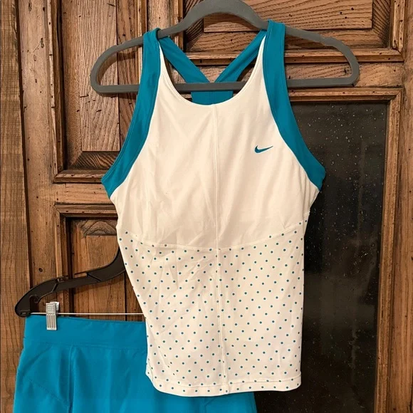 Nike White and Blue Athletic Set - Picture 3 of 7